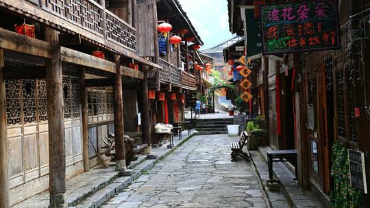 逃出诡异庄园
